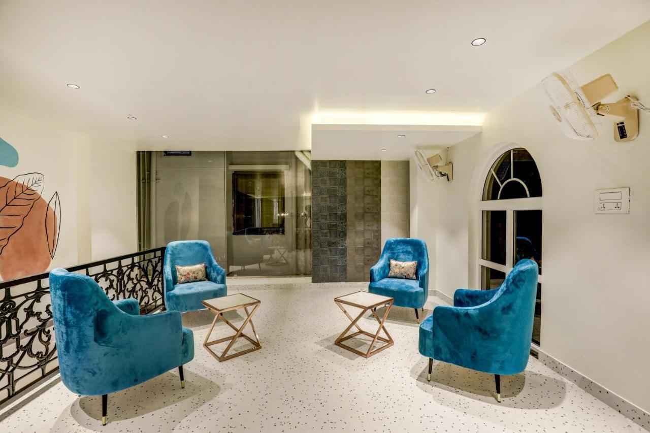 Livaana Hotel Мисор Екстериор снимка
