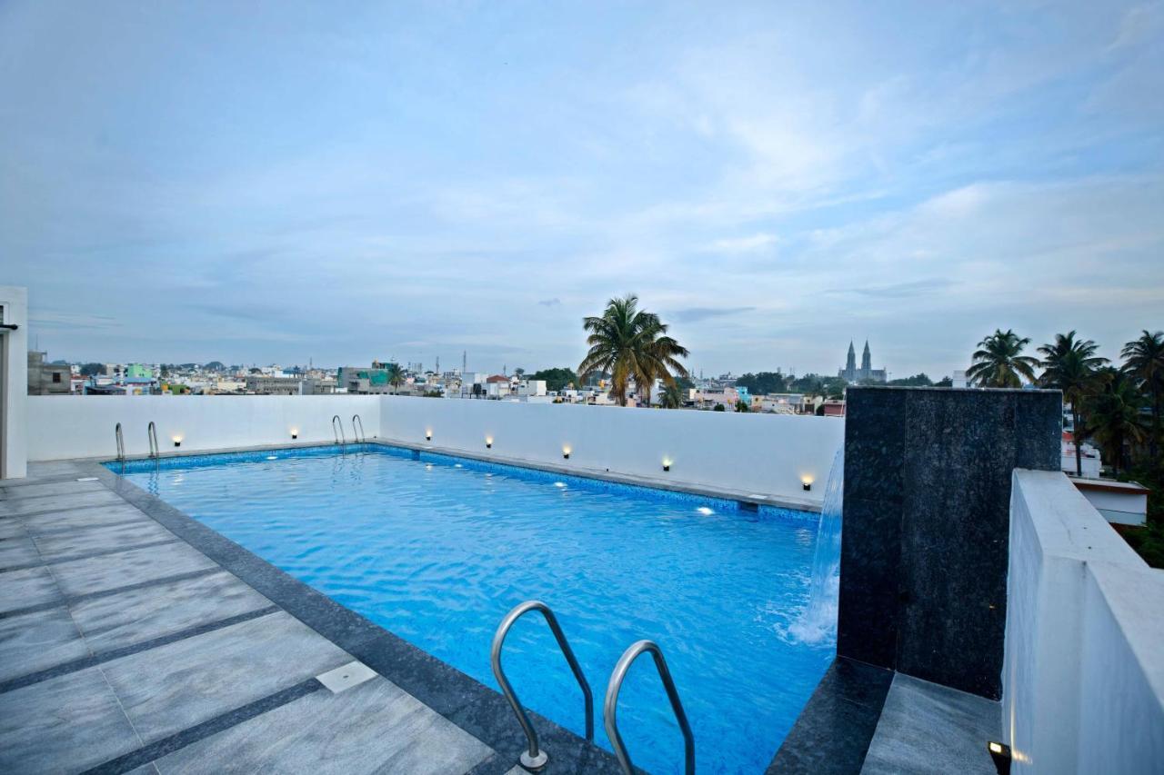 Livaana Hotel Мисор Екстериор снимка