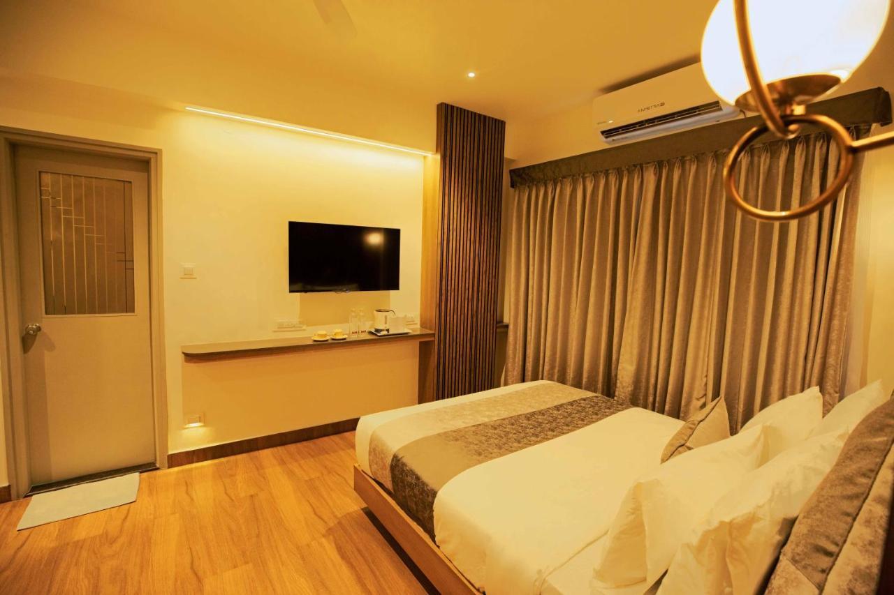 Livaana Hotel Мисор Екстериор снимка